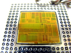 image of an Intel Pentium P5 chip close-up