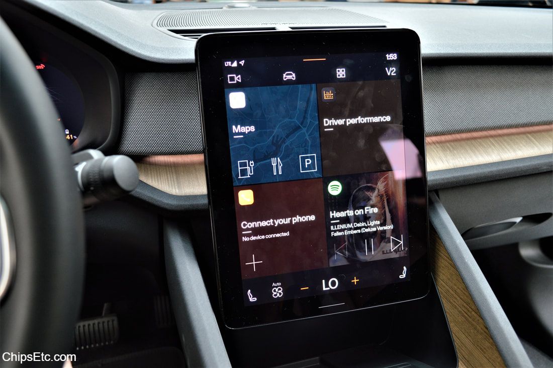 Polestar 2  touchscreen display android